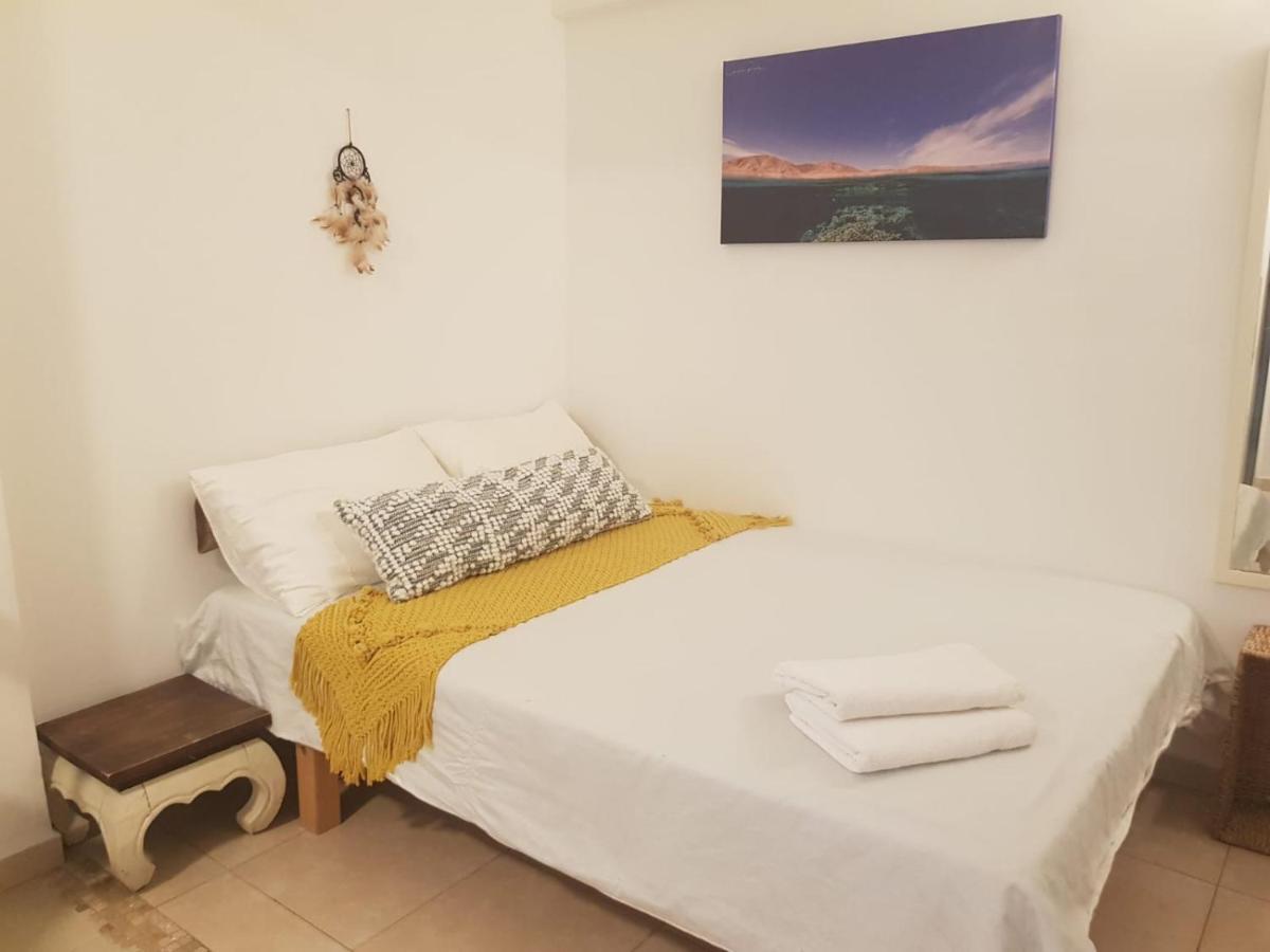 כרמונ'ס פטיו - Carmona'S Patio Apartment เอลัต ภายนอก รูปภาพ