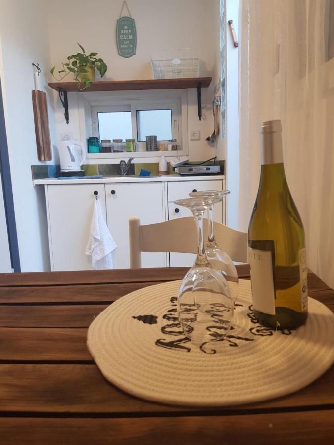 כרמונ'ס פטיו - Carmona'S Patio Apartment เอลัต ภายนอก รูปภาพ