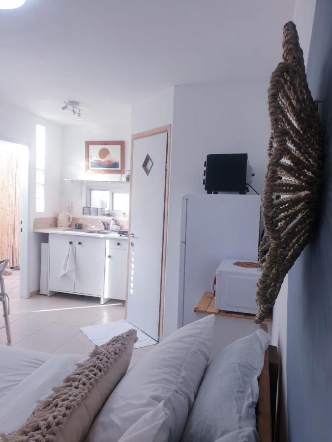 כרמונ'ס פטיו - Carmona'S Patio Apartment เอลัต ภายนอก รูปภาพ
